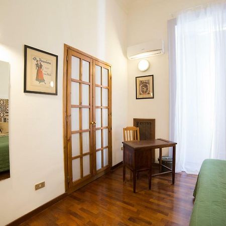 Duomo Miradois 152 Napoli Bed & Breakfast ภายนอก รูปภาพ